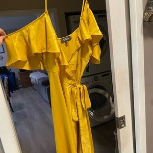 New with tags, high low wrap dress with drape sleeves